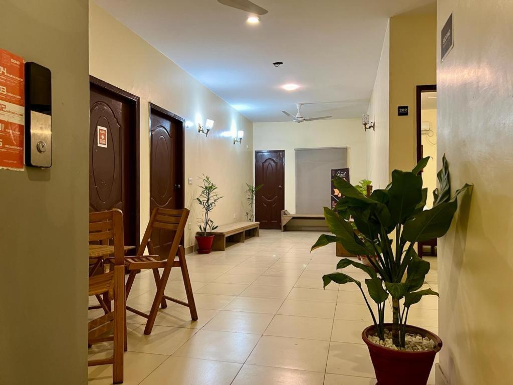 Hotel Rooms Dha Karachi Exterior foto