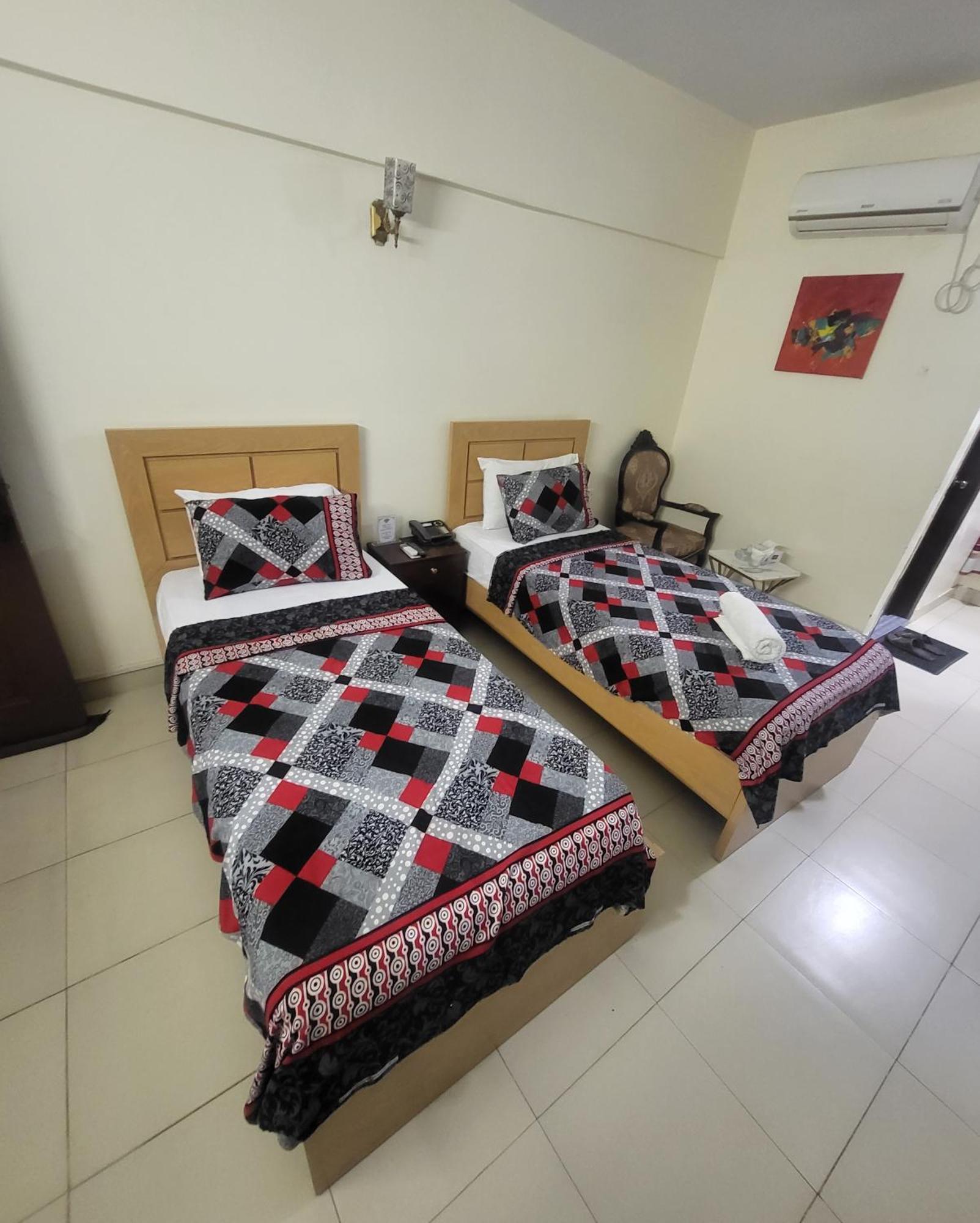 Hotel Rooms Dha Karachi Exterior foto